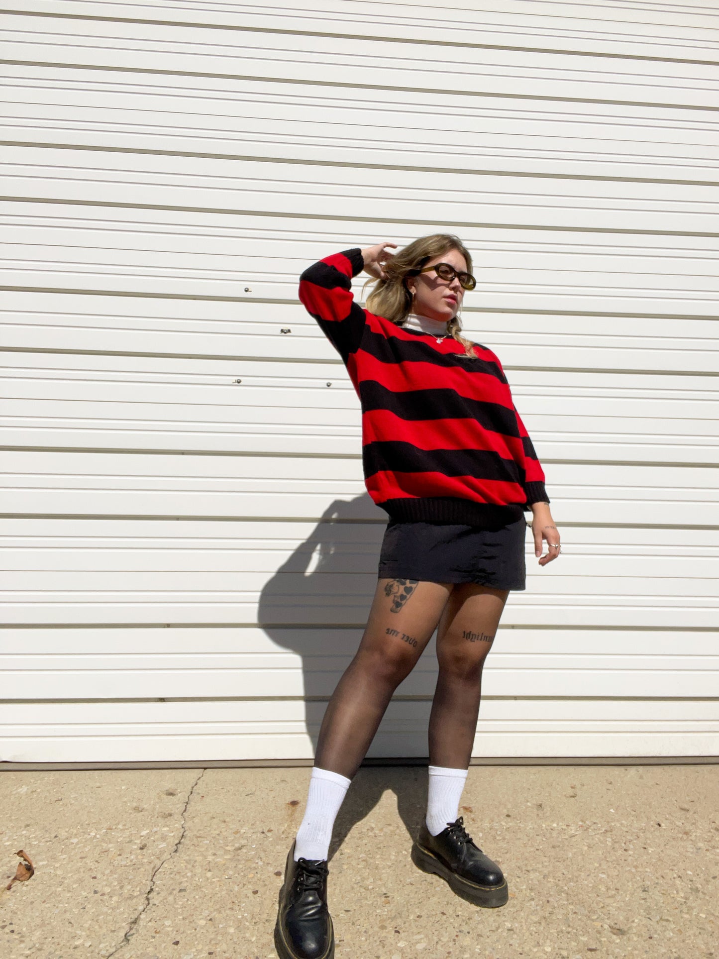 80s Black & Red Striped Knit Sweater (XL)