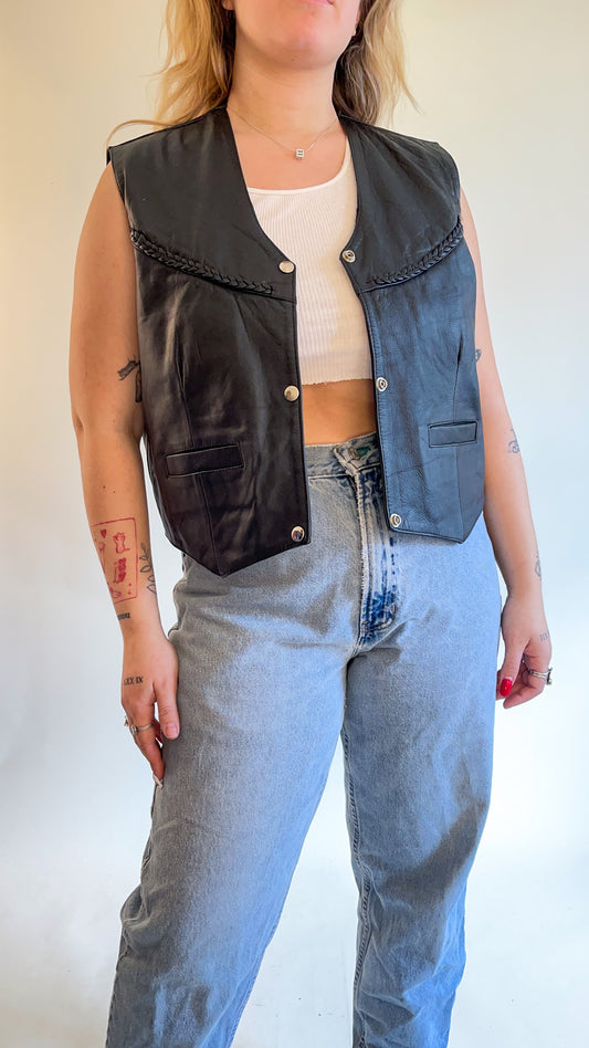 80s Black Leather Vest w/ Braided Detail (XL)