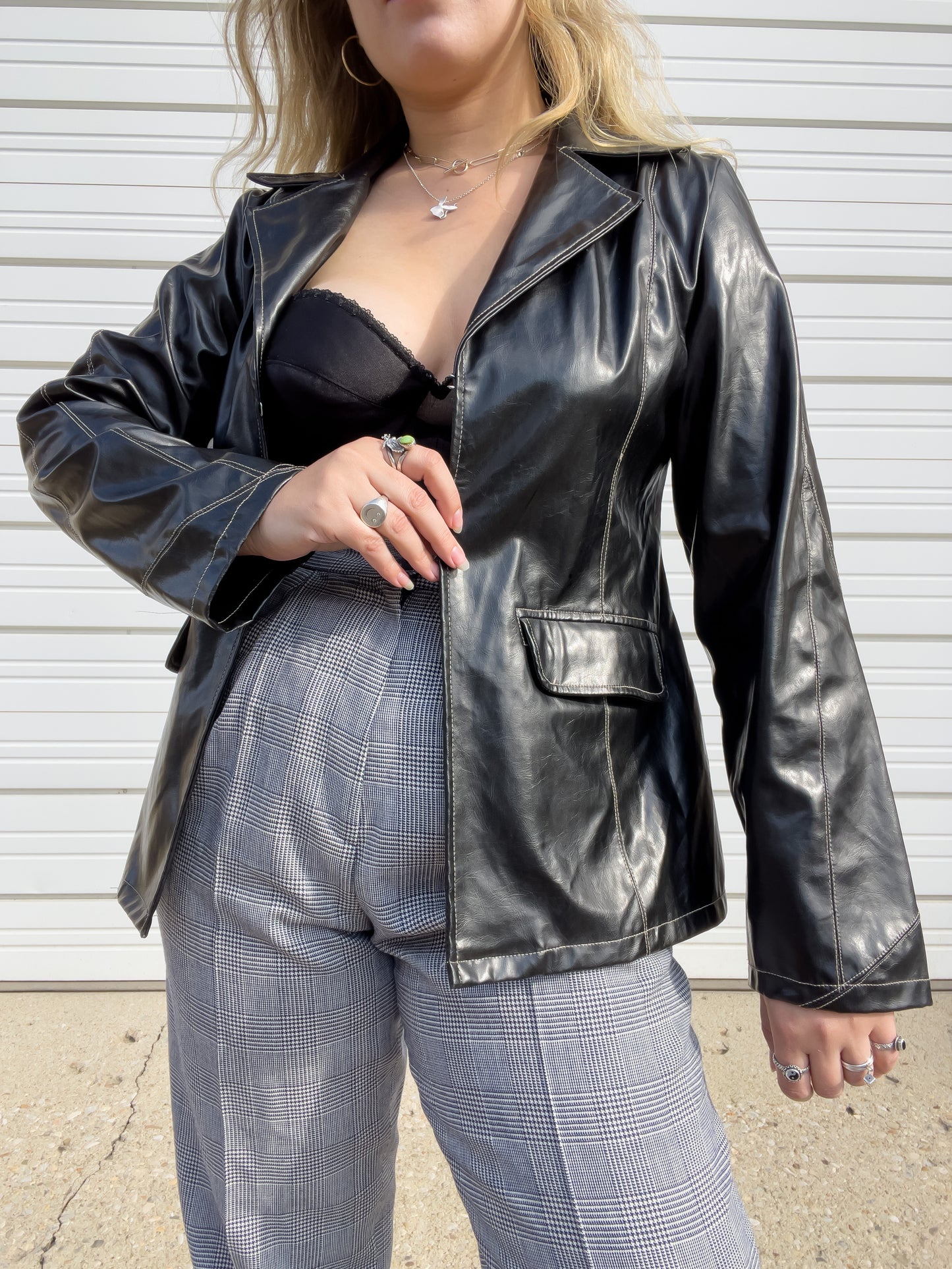 90s Faux Leather Blazer w/ Contrast Stitching (M)