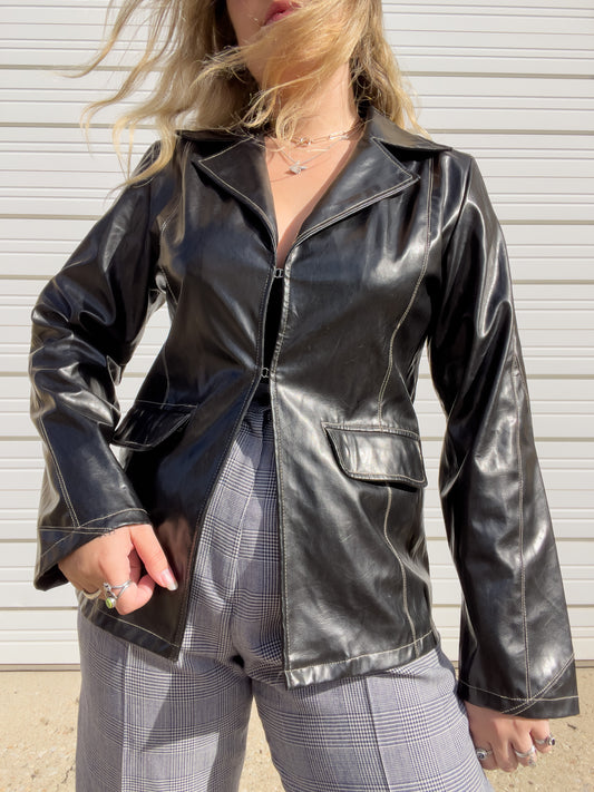 90s Faux Leather Blazer w/ Contrast Stitching (M)