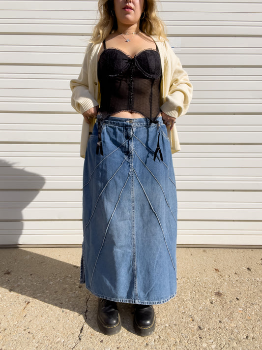 90s Denim Maxi Skirt w/ Pin-Tuck Detailing (W38")