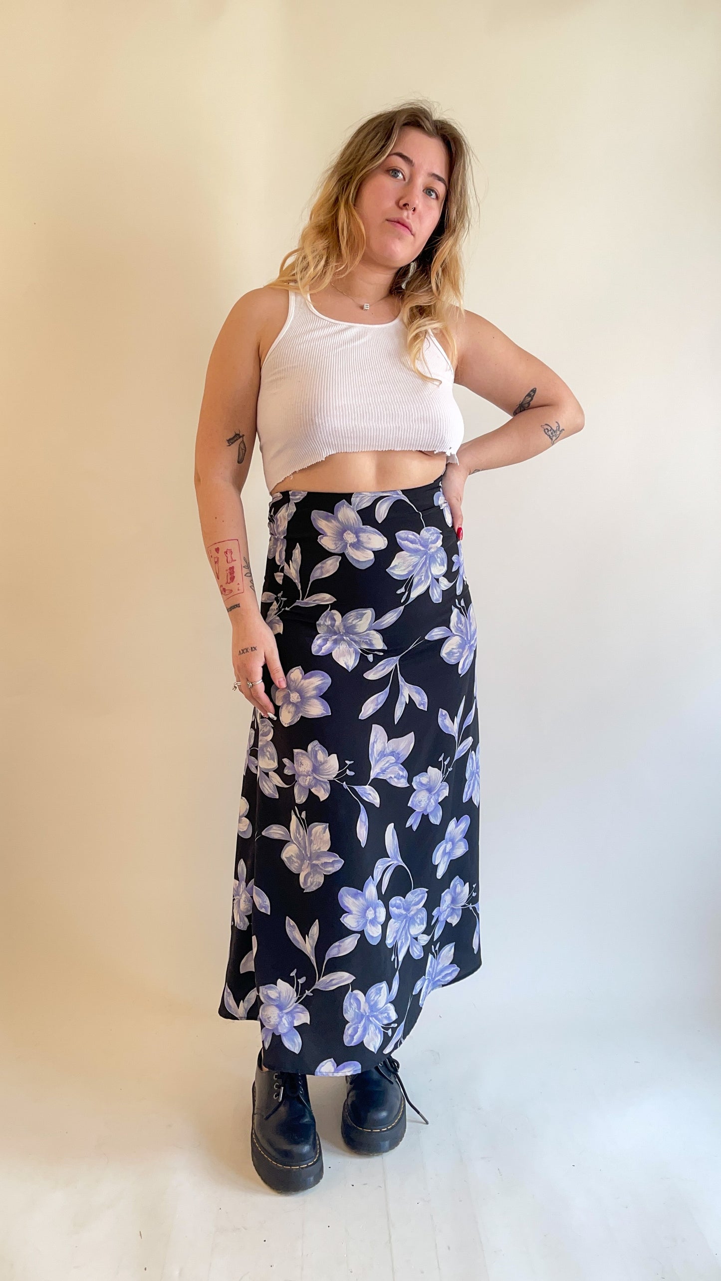 90s Black & Blue Floral Maxi Skirt (W26")