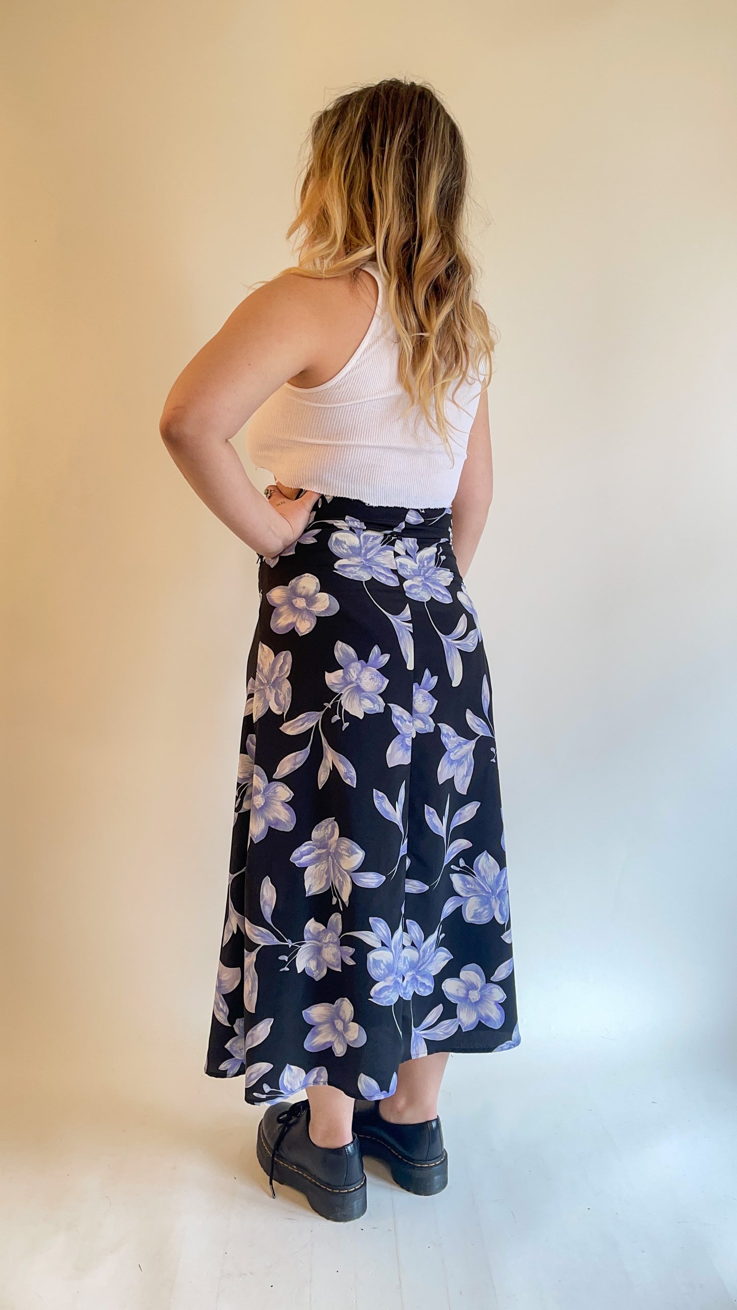 90s Black & Blue Floral Maxi Skirt (W26")