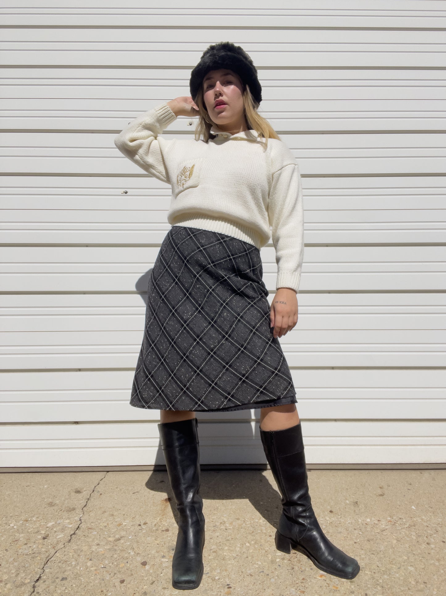90s Black & White Plaid Midi Skirt (M/L)
