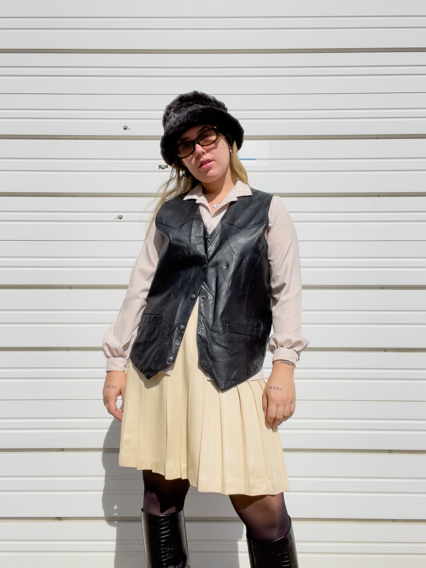 80s Black Genuine Leather Vest (L)