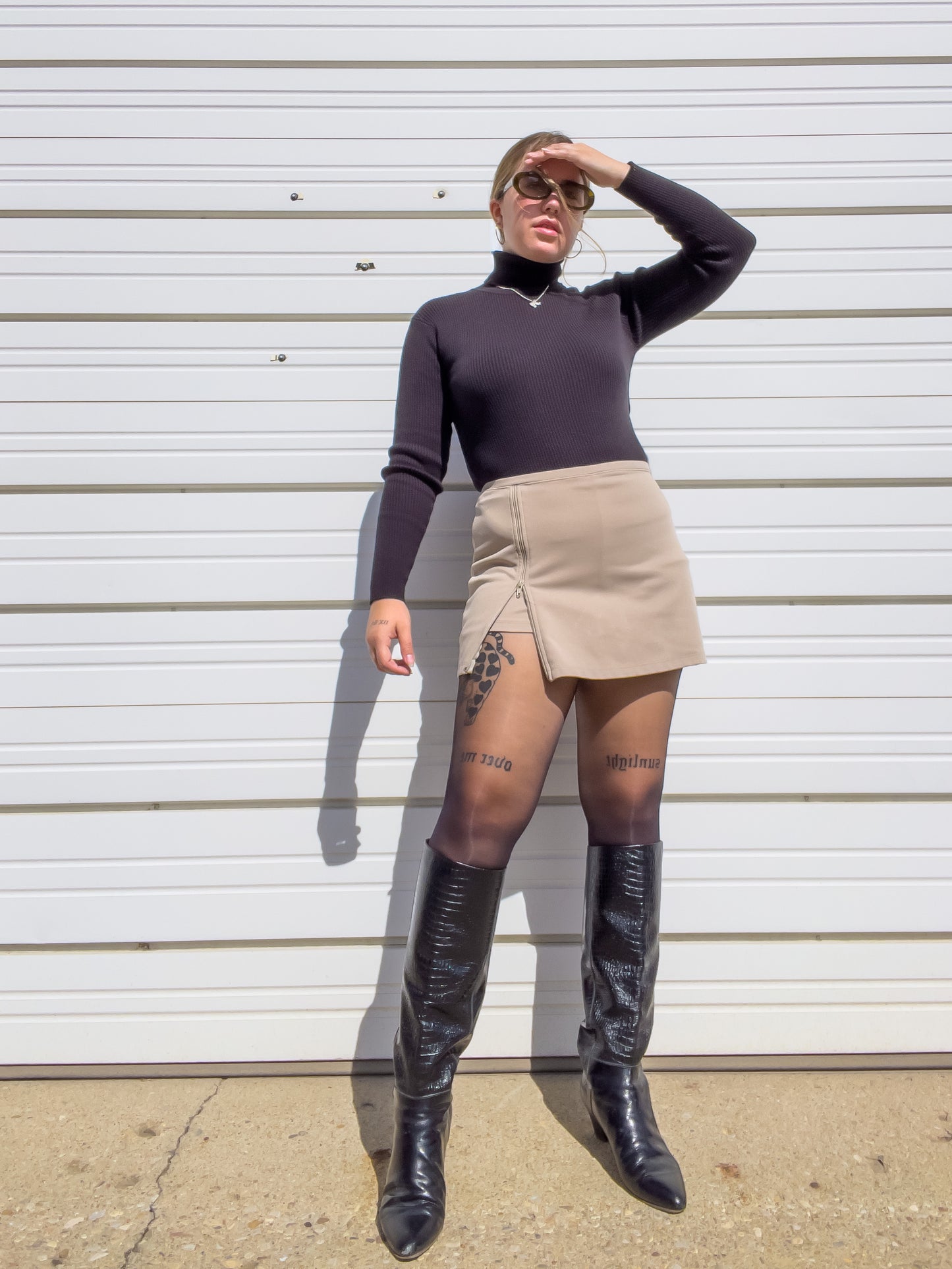 90s Tan Zip Up Mini Skort (M)