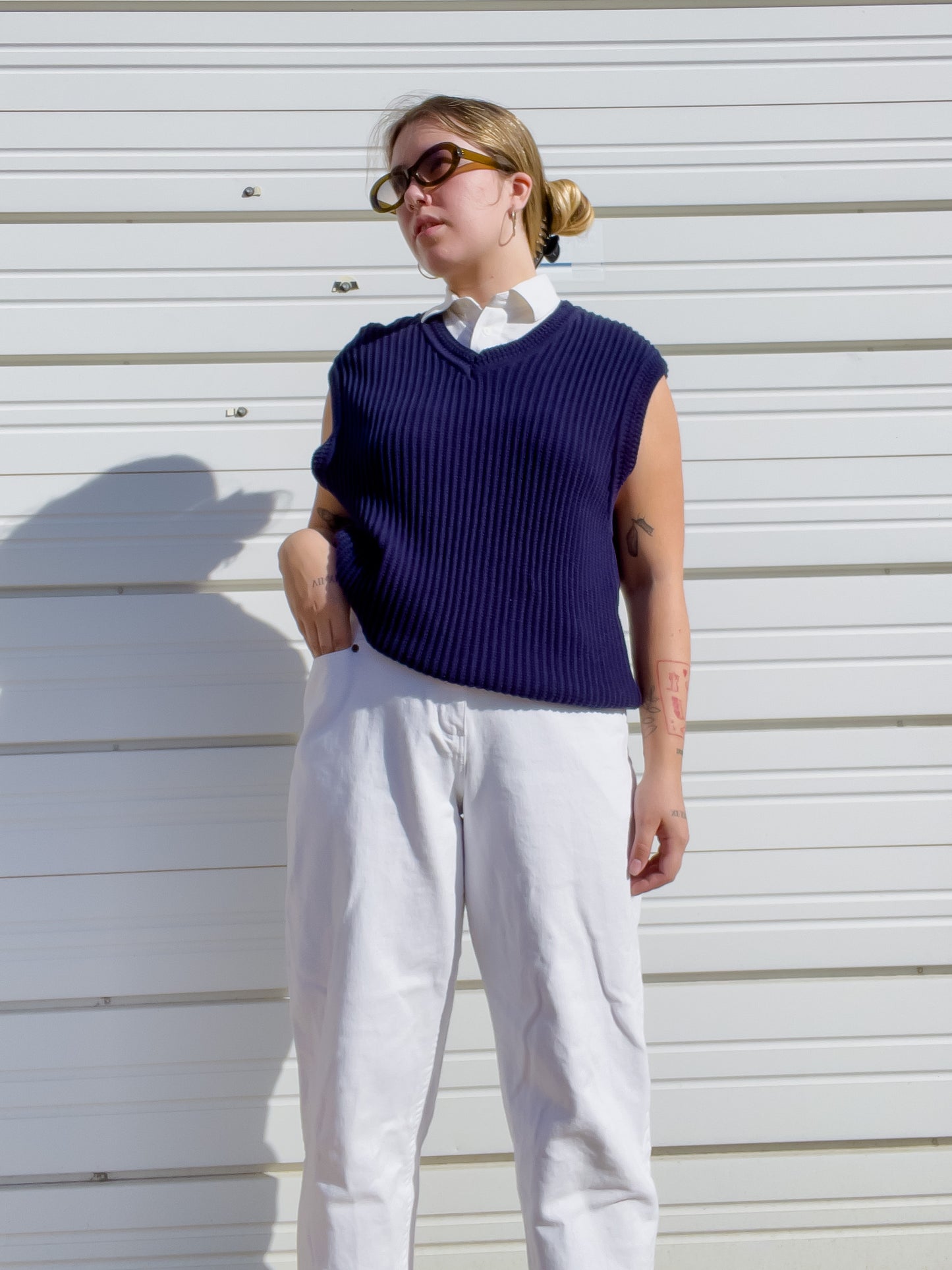 90s Navy Blue Knit Sweater Vest (L/XL)