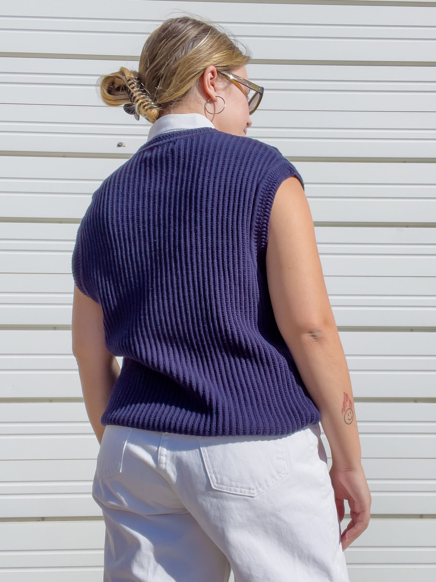 90s Navy Blue Knit Sweater Vest (L/XL)