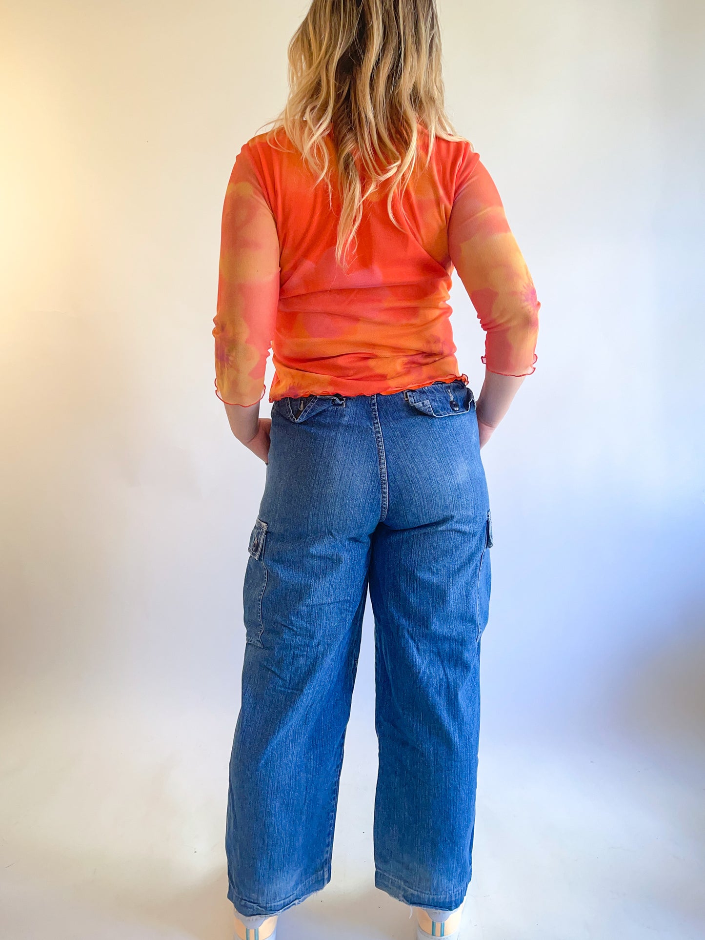 90s Y2K Orange Daisy Mesh Long Sleeve Top (M)