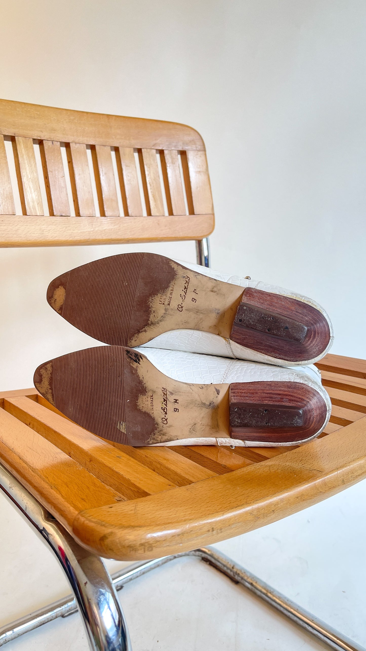 80s White Leather Short Cowboy Boots (US W9)