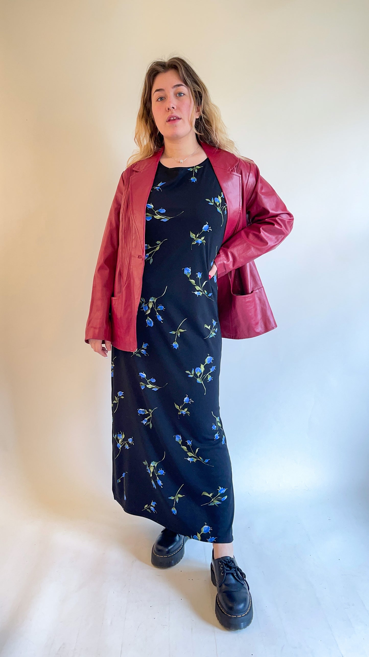 90s Black Maxi Dress w/ Blue Rose Print (L/XL)