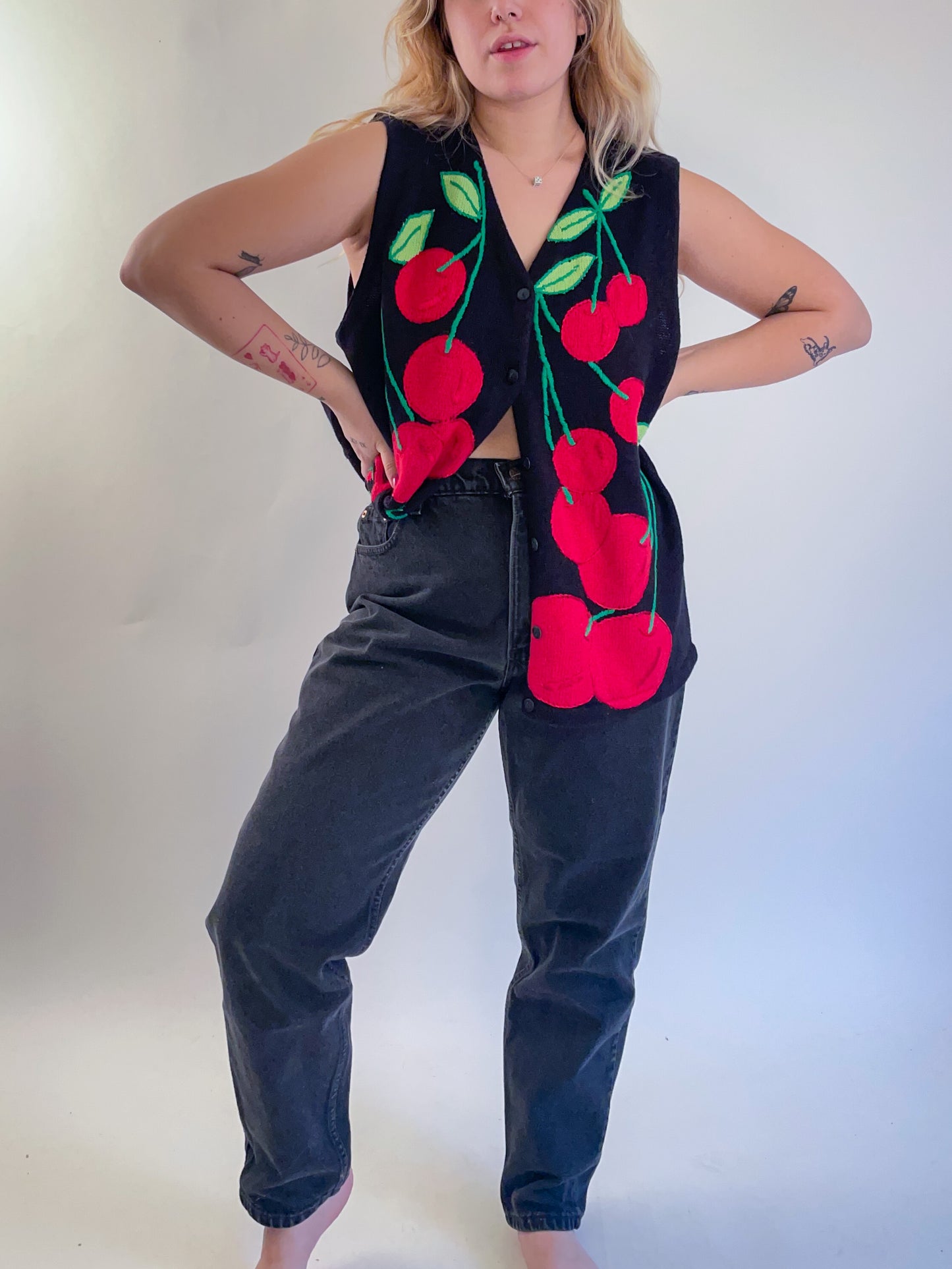 90s Cherry Knit Sweater Vest (L)