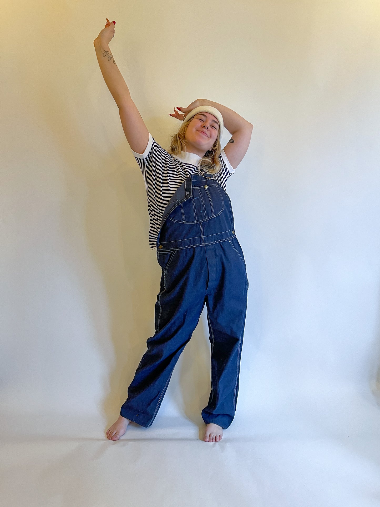 M/L 70s Navy & White Stripe Mock Neck Tee