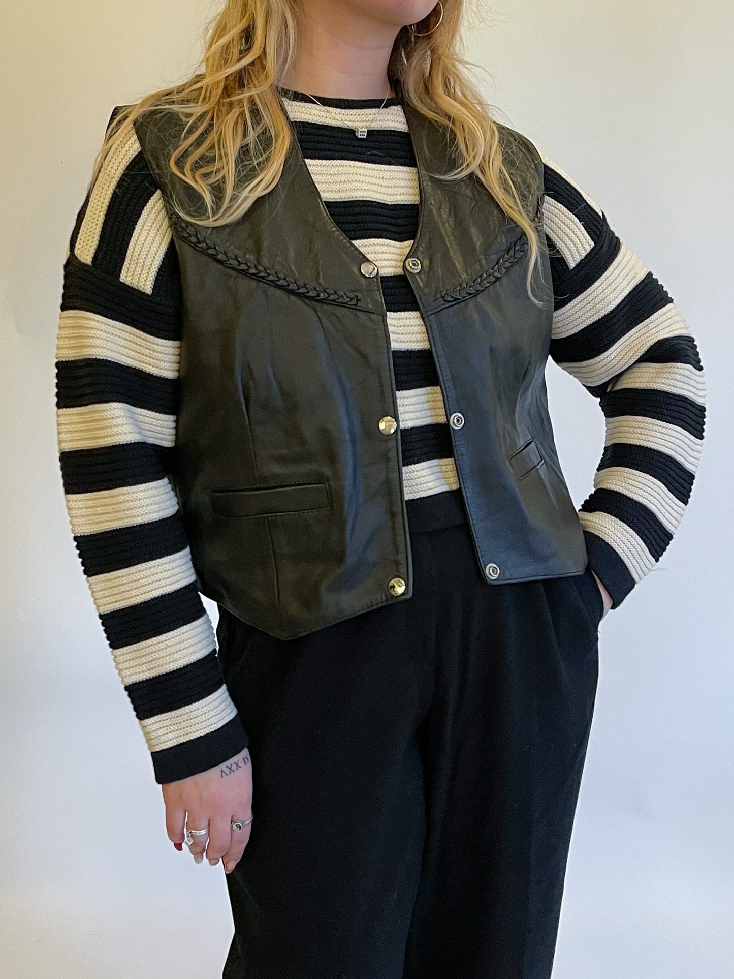 XL 80s Black Leather Vest w/ Braided Detail