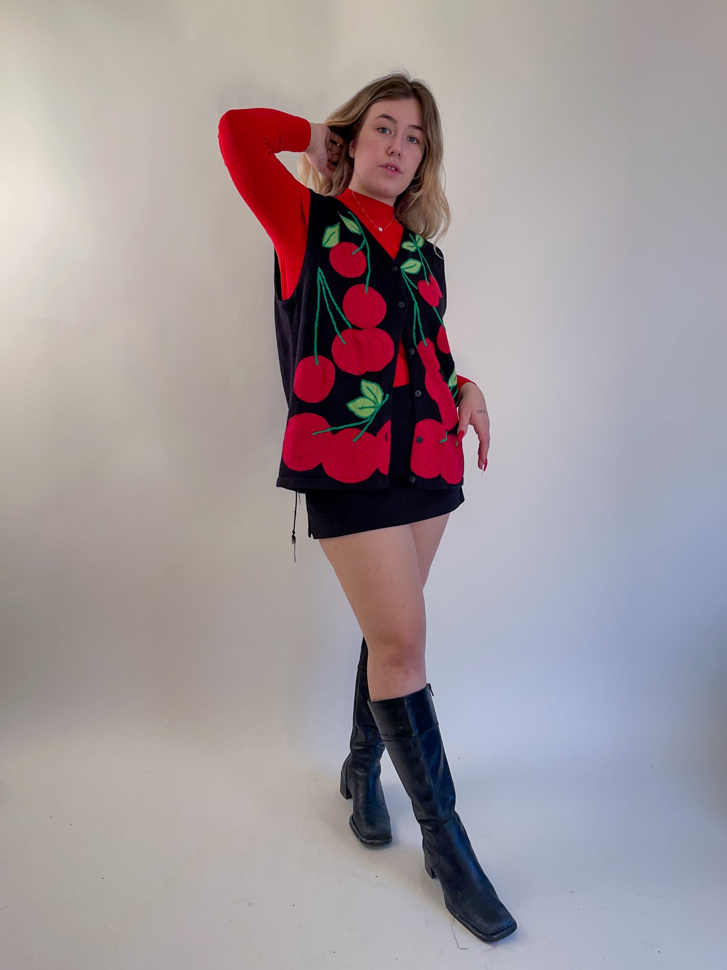 90s Cherry Knit Sweater Vest (L)