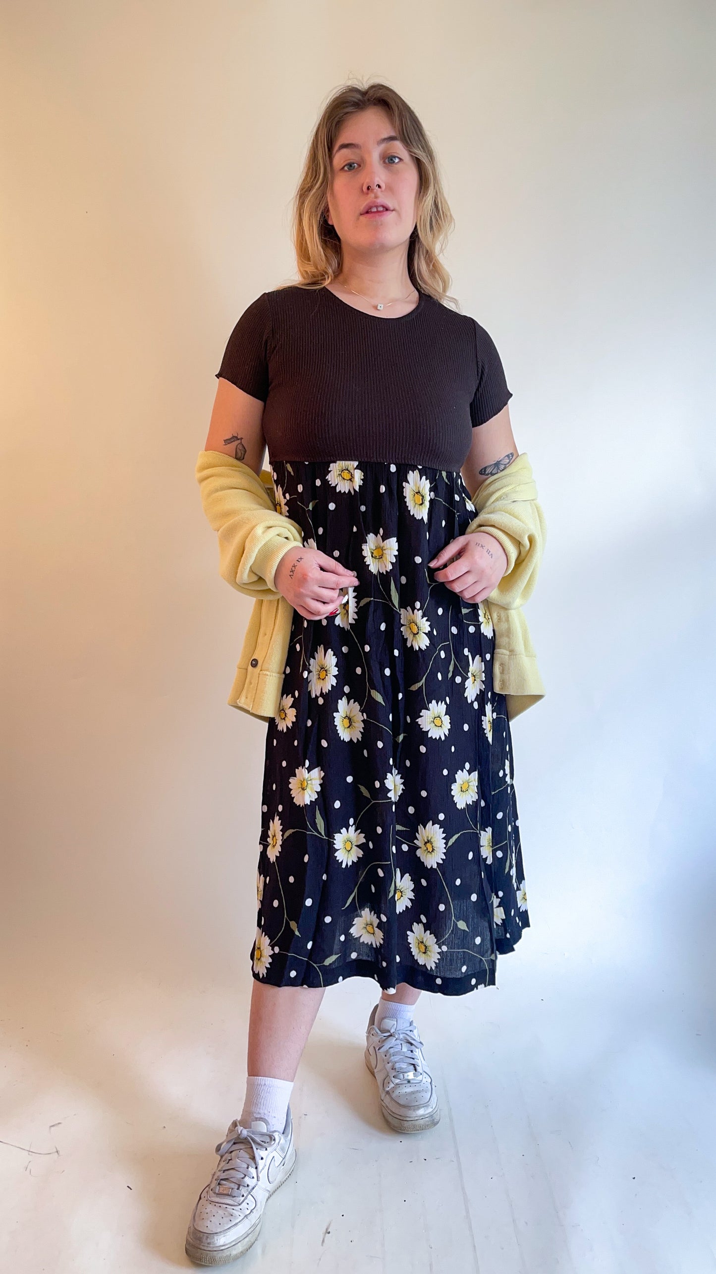 90s Daisy Print Midi Dress (M)