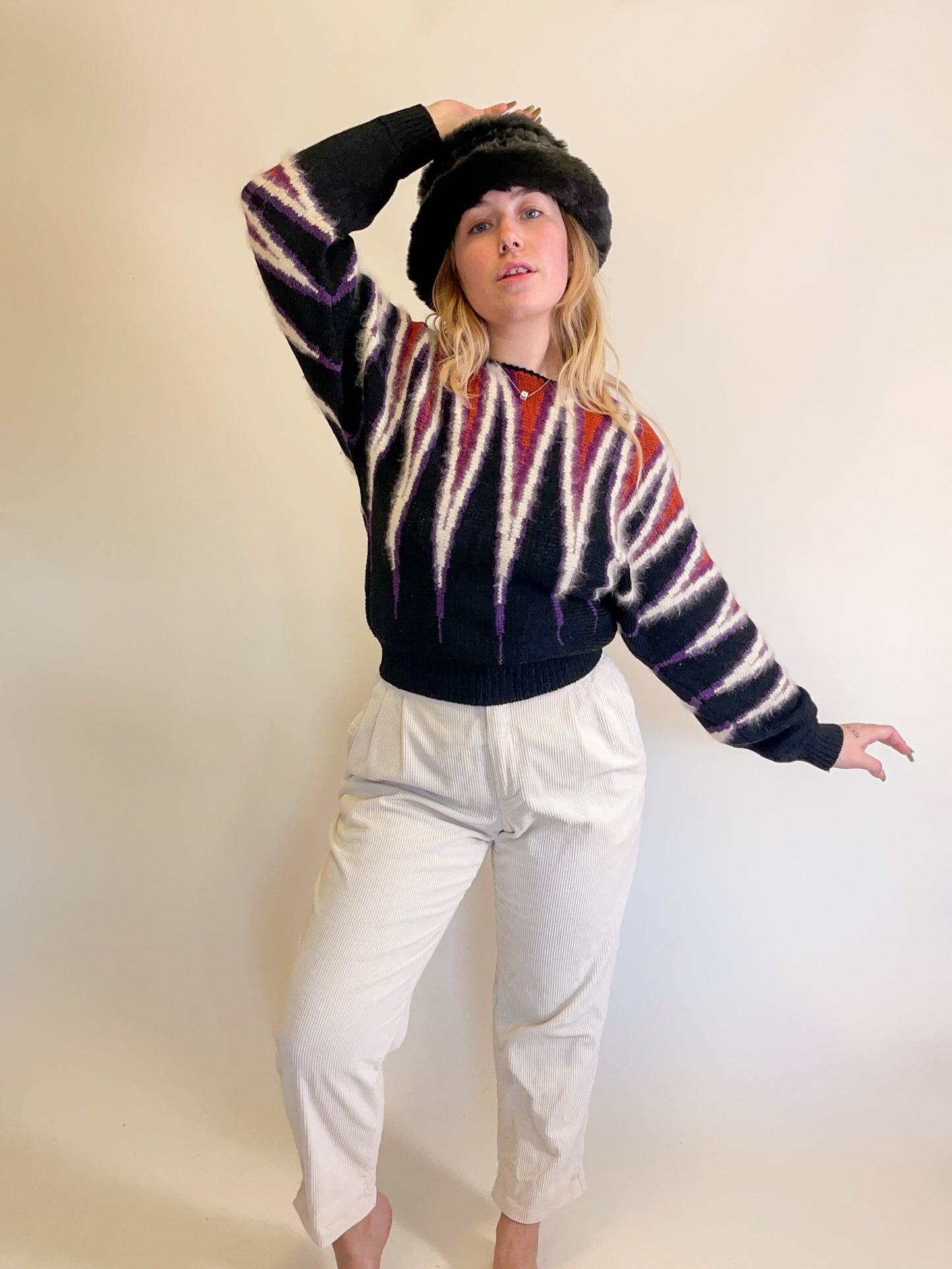 W29” 90s Cream Corduroy High Waist Trousers