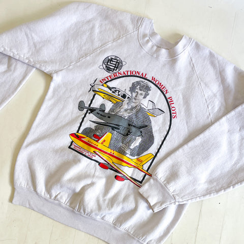 80s International Women Pilots Graphic Raglan Sweatshirt (M/L)