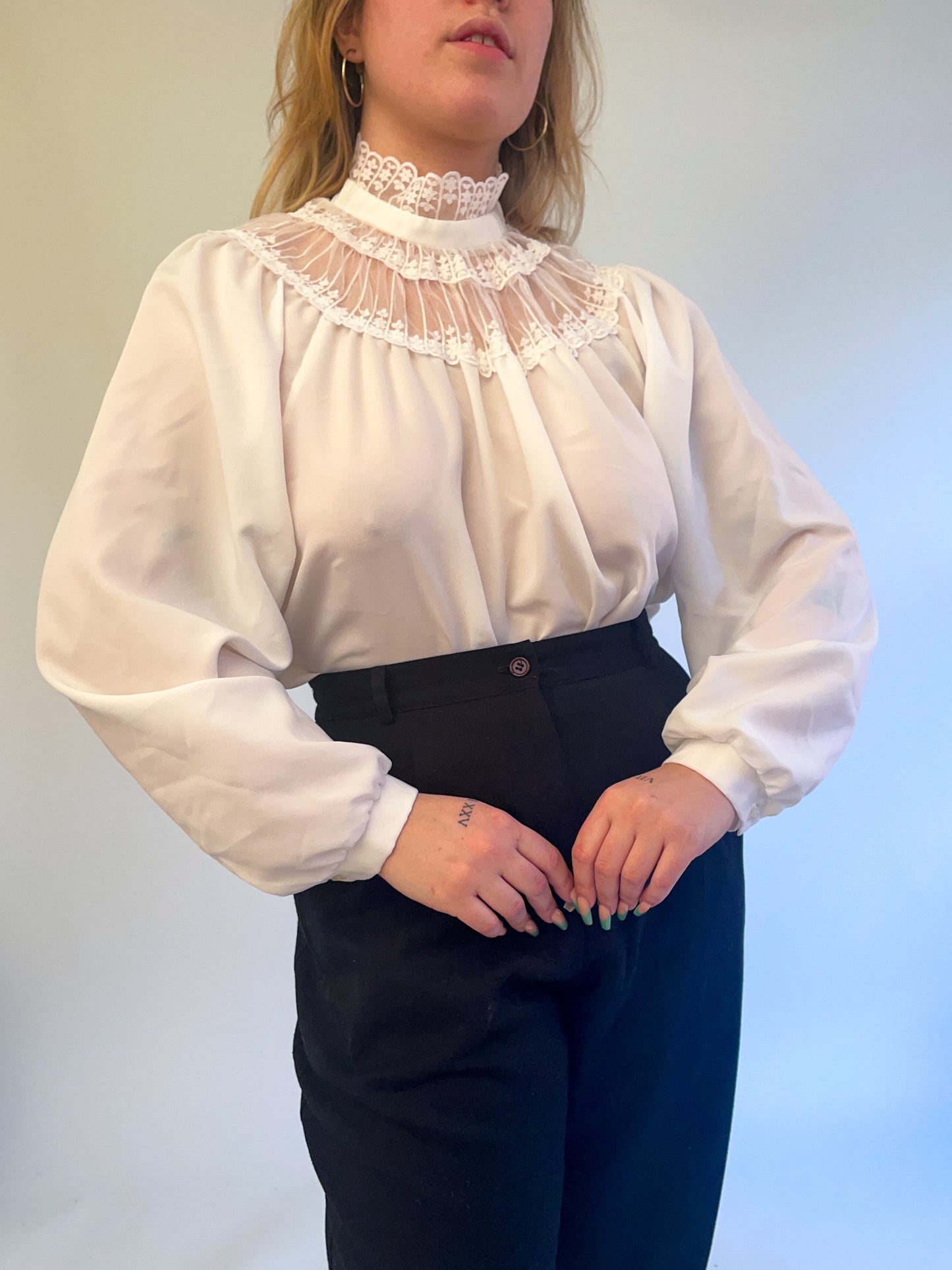 XXL 80s Victorian Inspired Lace High Collar Blouse