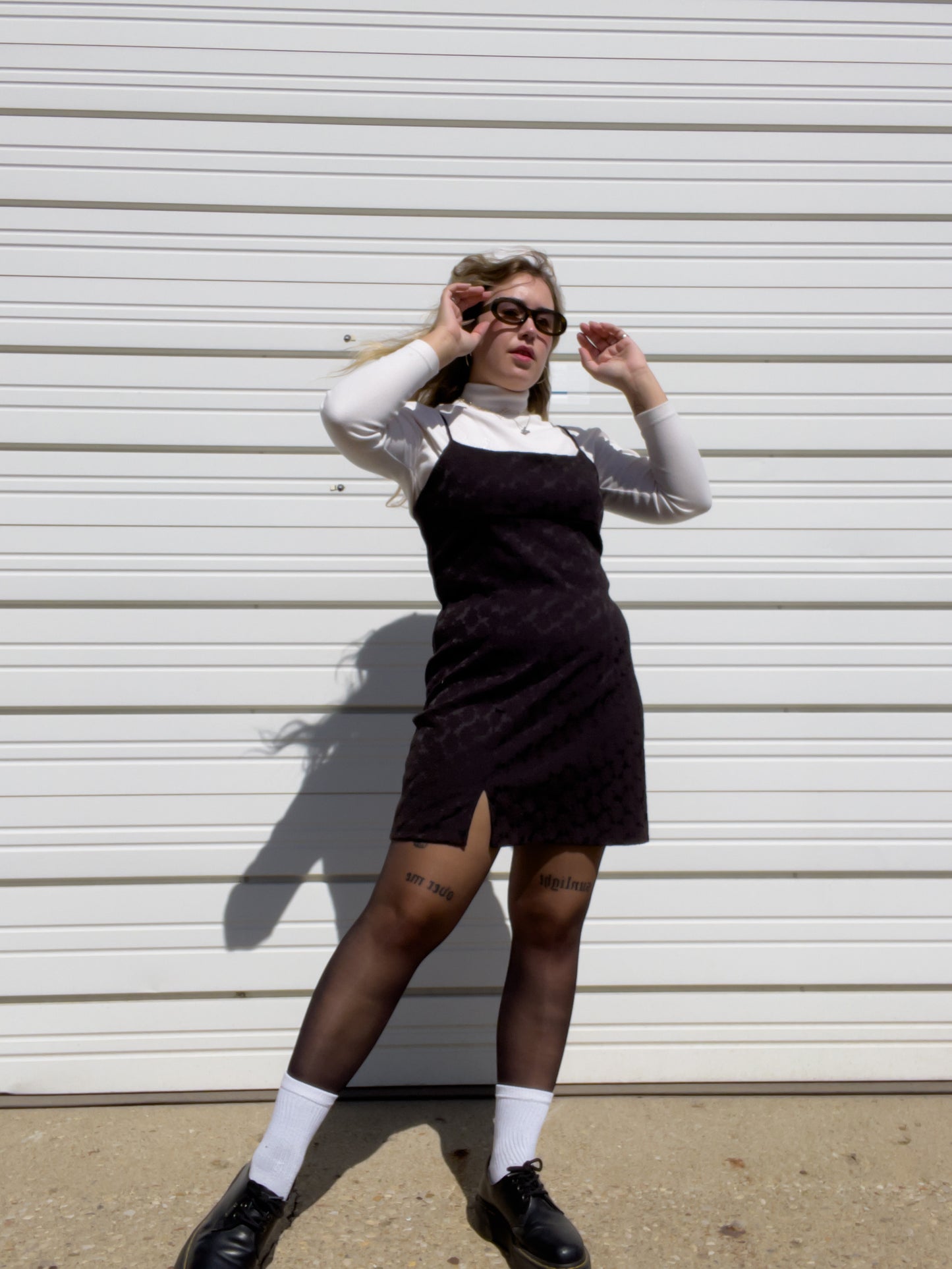 90s Black Mini Dress w/ Daisy Pattern (L/XL)