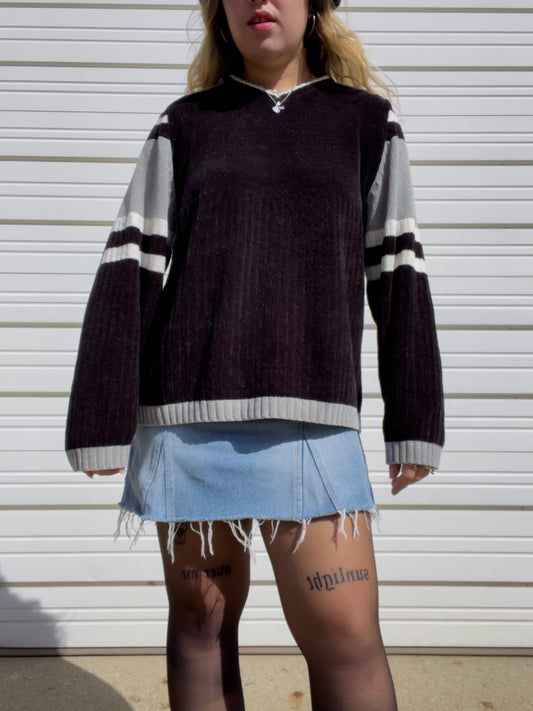 90s Black & Gray Striped Chenille Sweater (XL)