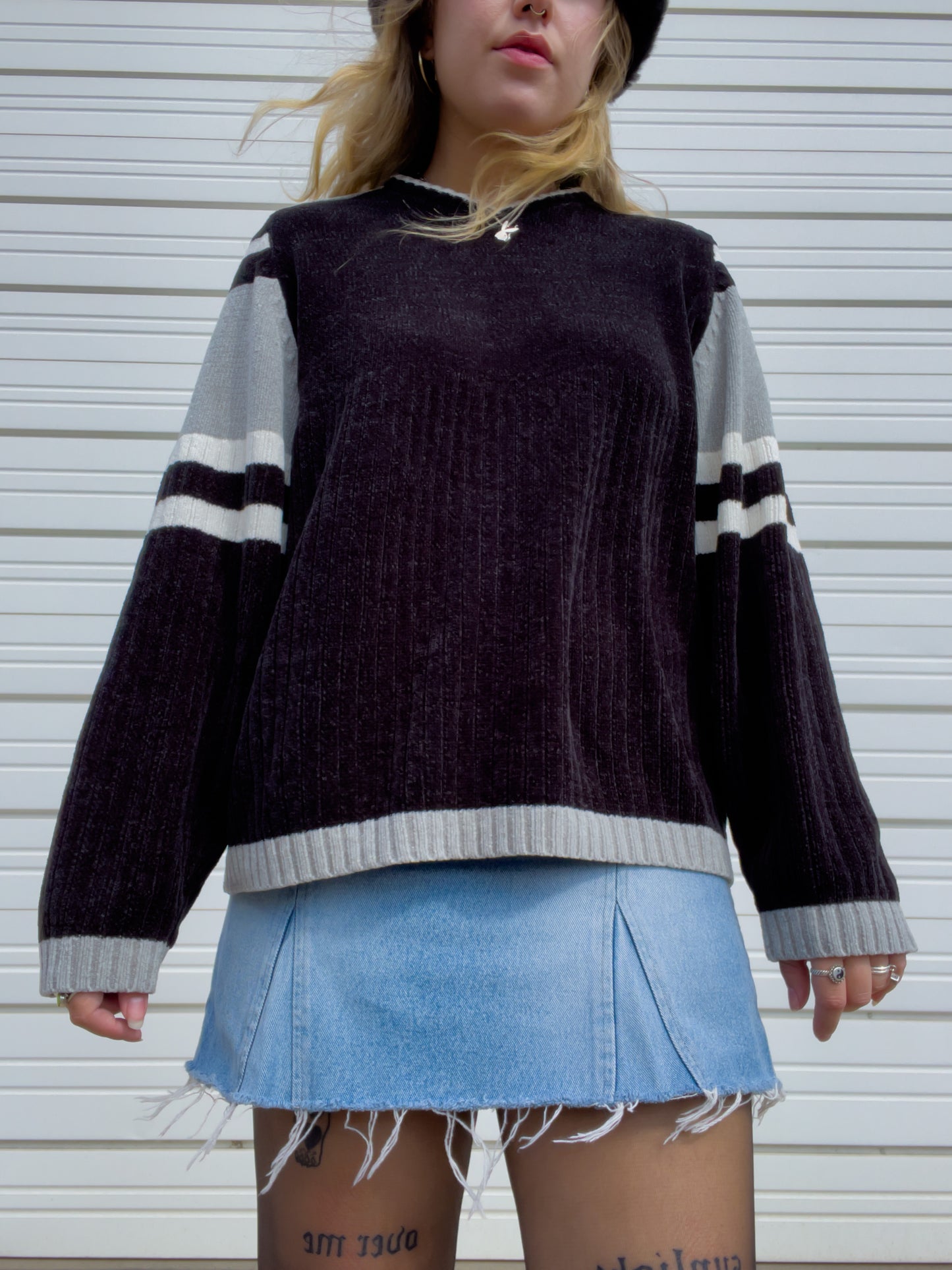 90s Black & Gray Striped Chenille Sweater (XL)