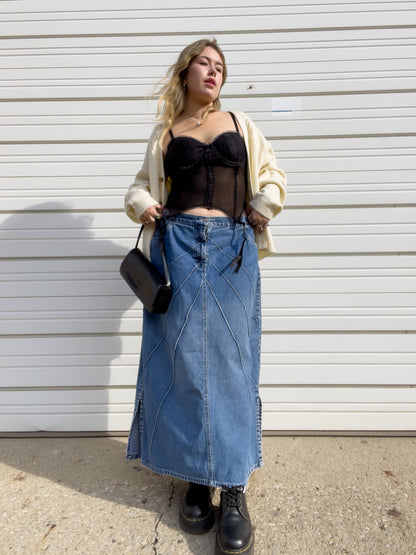 90s Denim Maxi Skirt w/ Pin-Tuck Detailing (W38")