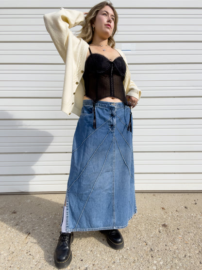 90s Denim Maxi Skirt w/ Pin-Tuck Detailing (W38")