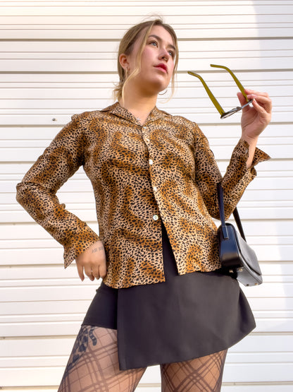 90s Silk Leopard Print Button Up (M)