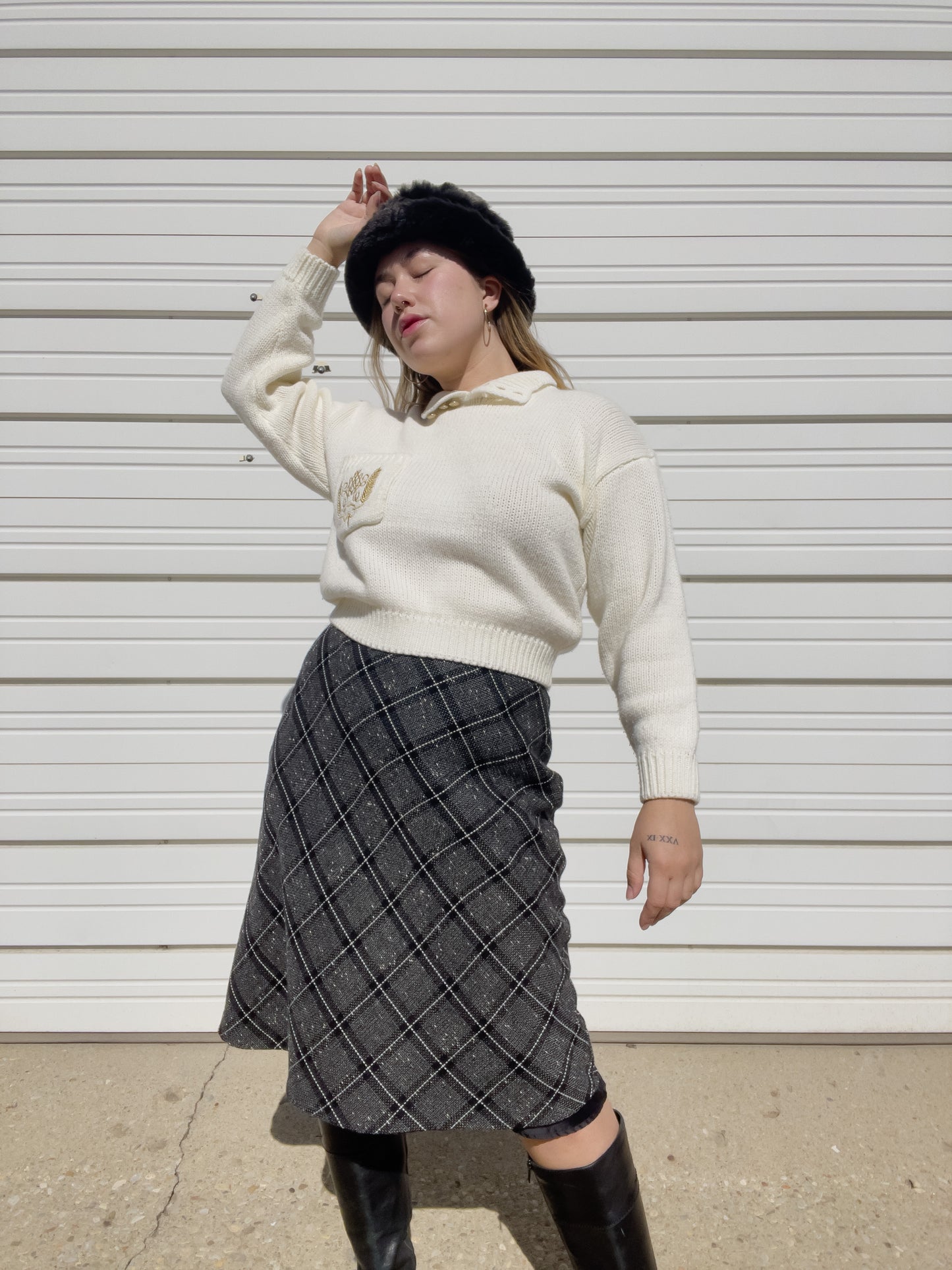 90s Black & White Plaid Midi Skirt (M/L)