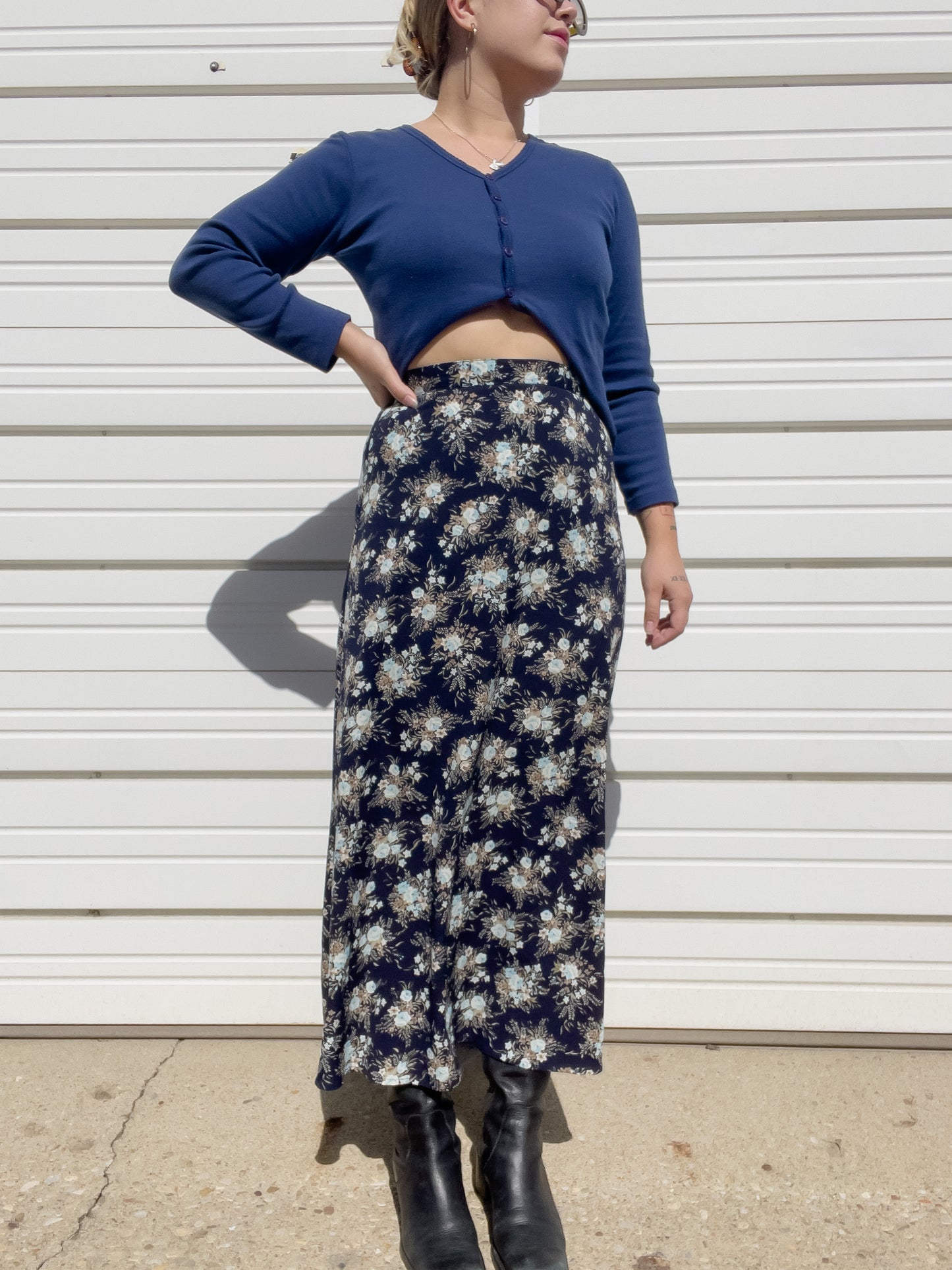 90s Navy Blue Floral Maxi Skirt (S/M)