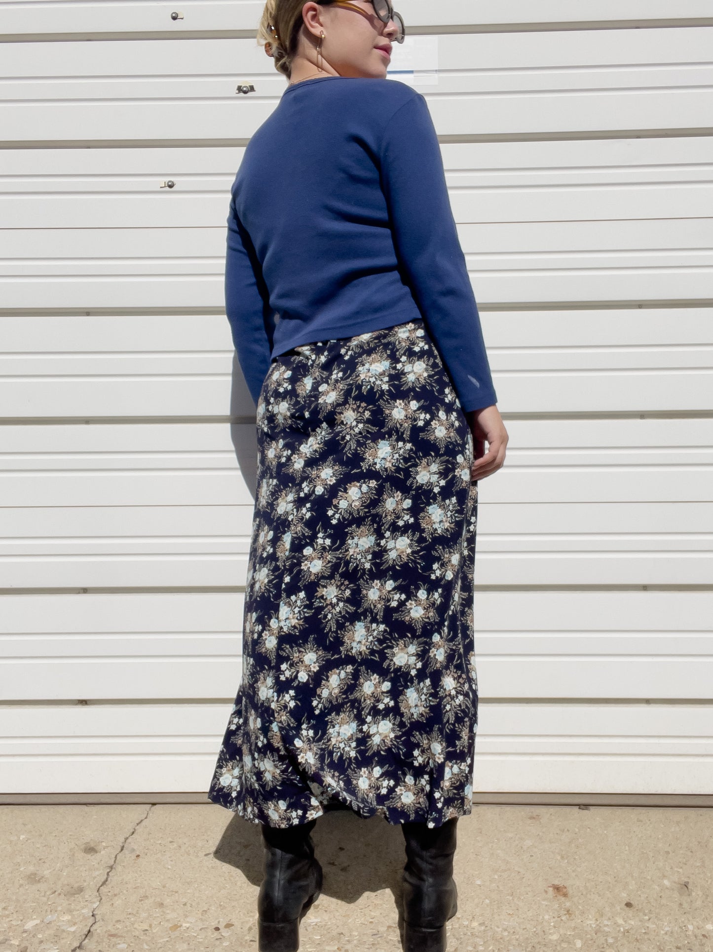 90s Navy Blue Floral Maxi Skirt (S/M)