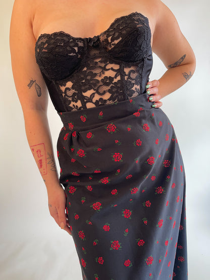 W26" 70s Maxi Skirt w/ Velveteen Roses