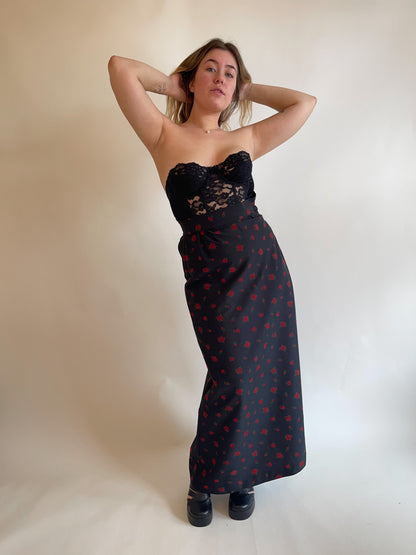 W26" 70s Maxi Skirt w/ Velveteen Roses