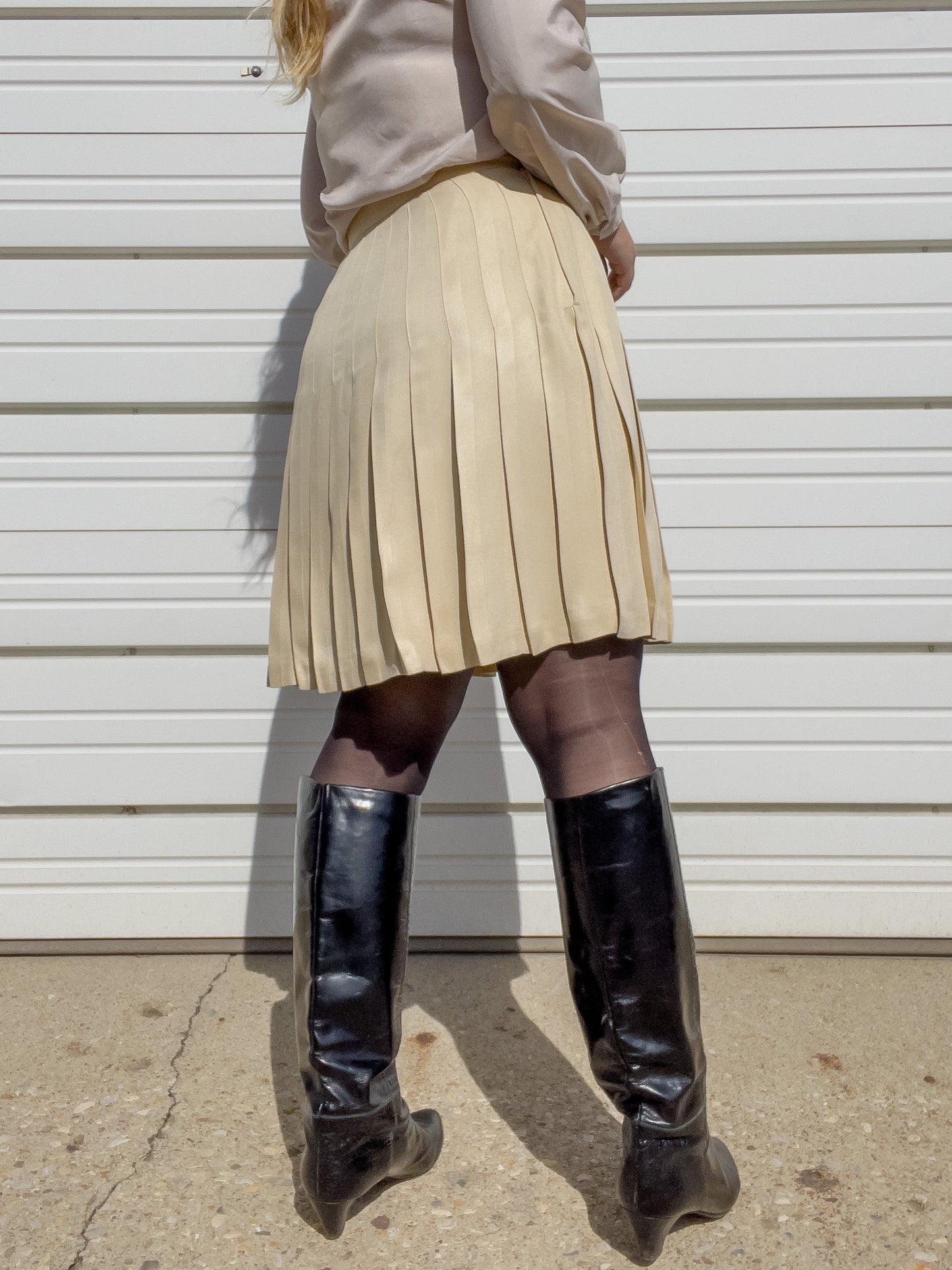 90s Cream Silk Pleated Tennis Skirt (W31")