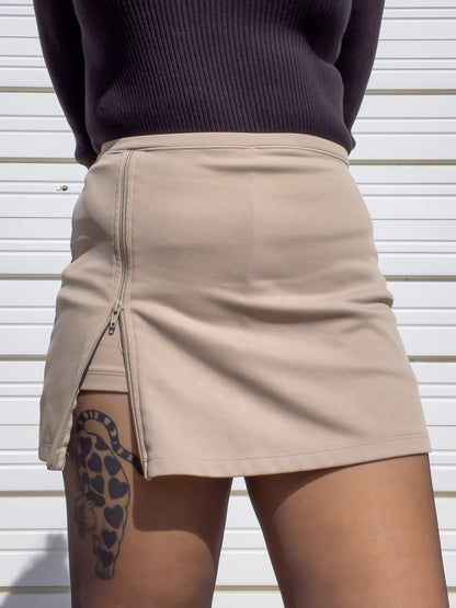 90s Tan Zip Up Mini Skort (M)
