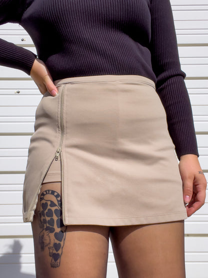 90s Tan Zip Up Mini Skort (M)
