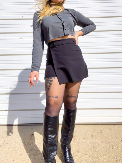 90s Black Mini Wrap Skort w/ Daisy Buckle (S/M)