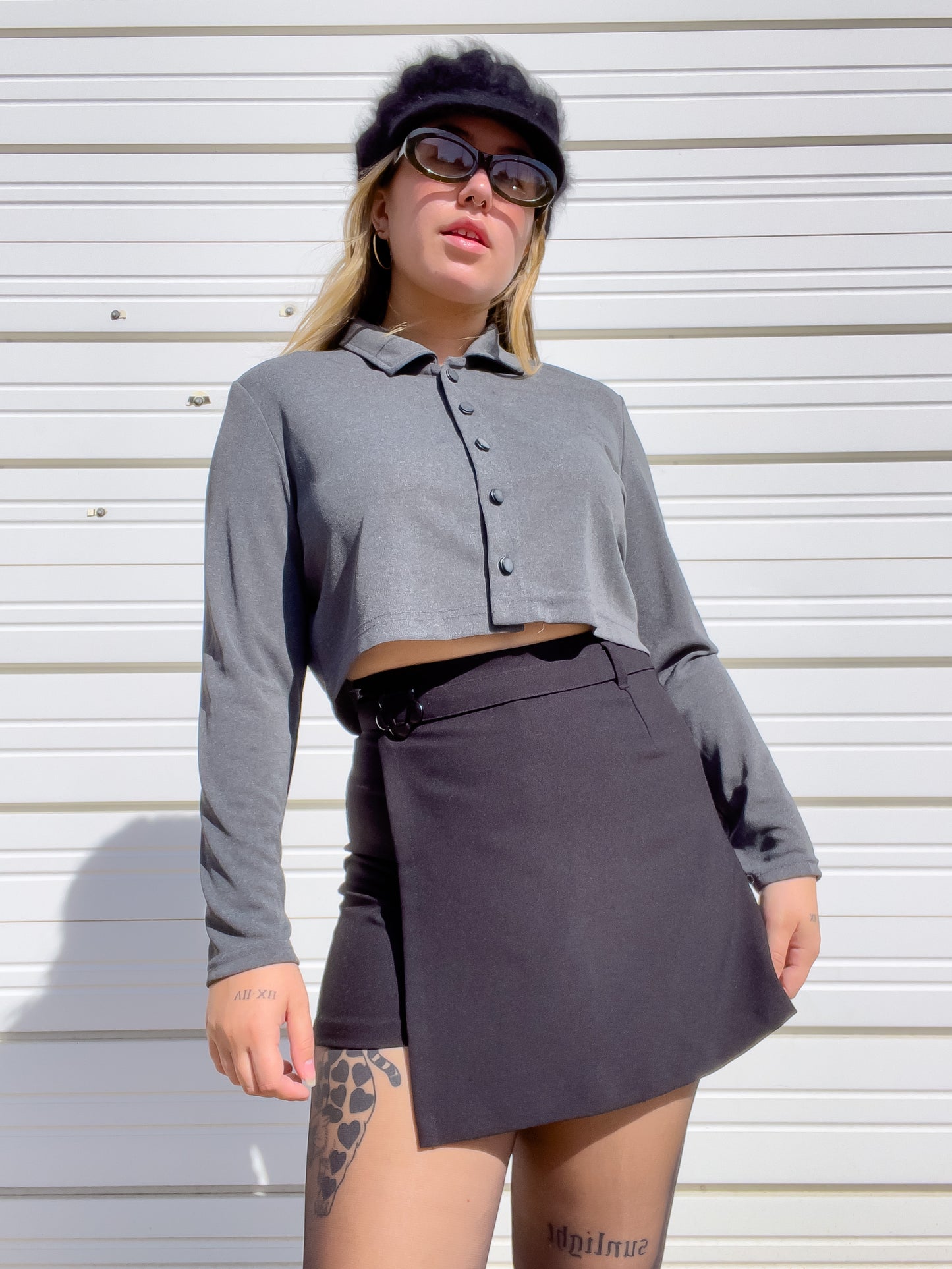 90s Charcoal Gray Cropped Button Up (M/L)