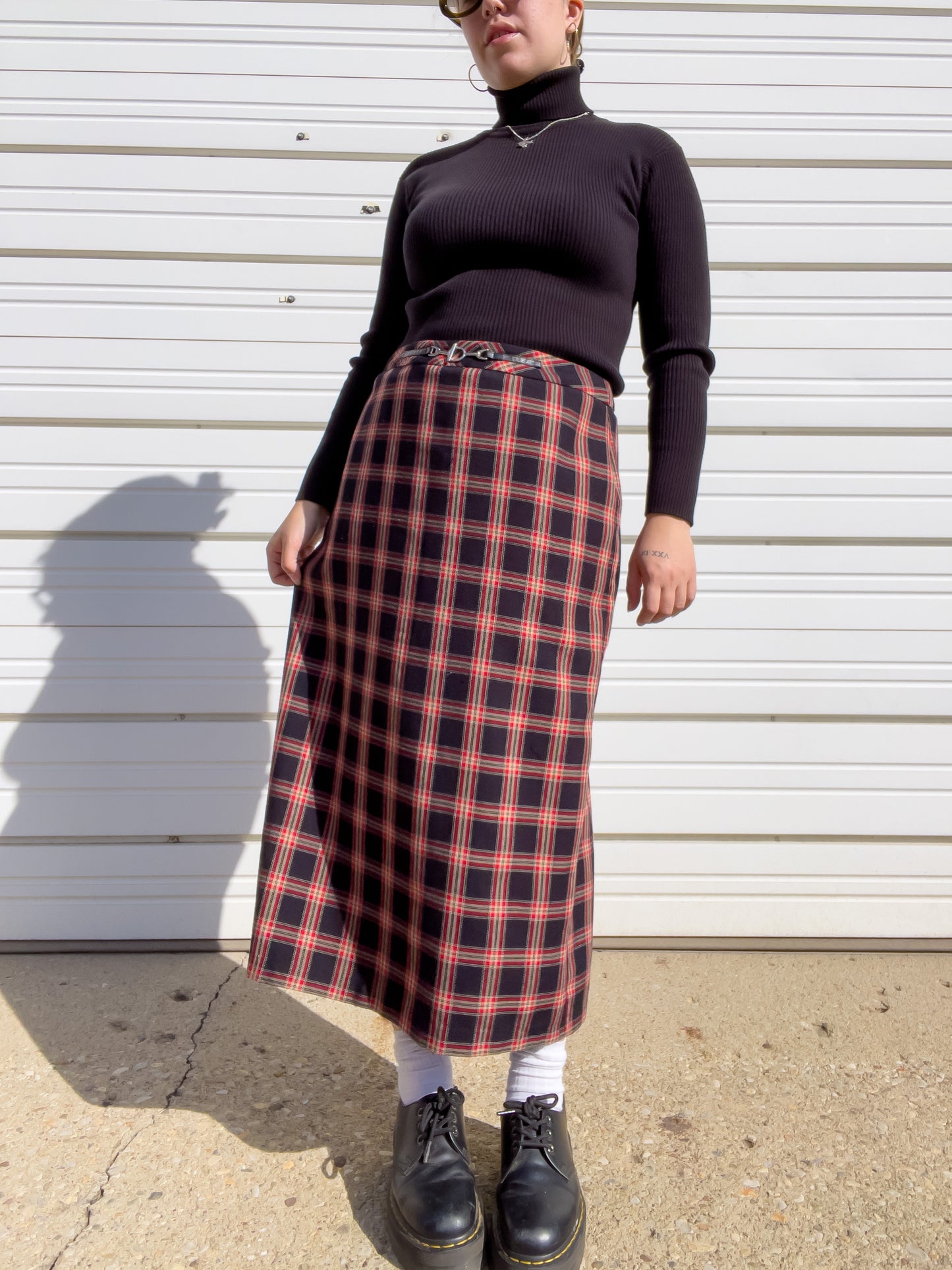 90s Red & Black Plaid Maxi Skirt (L)