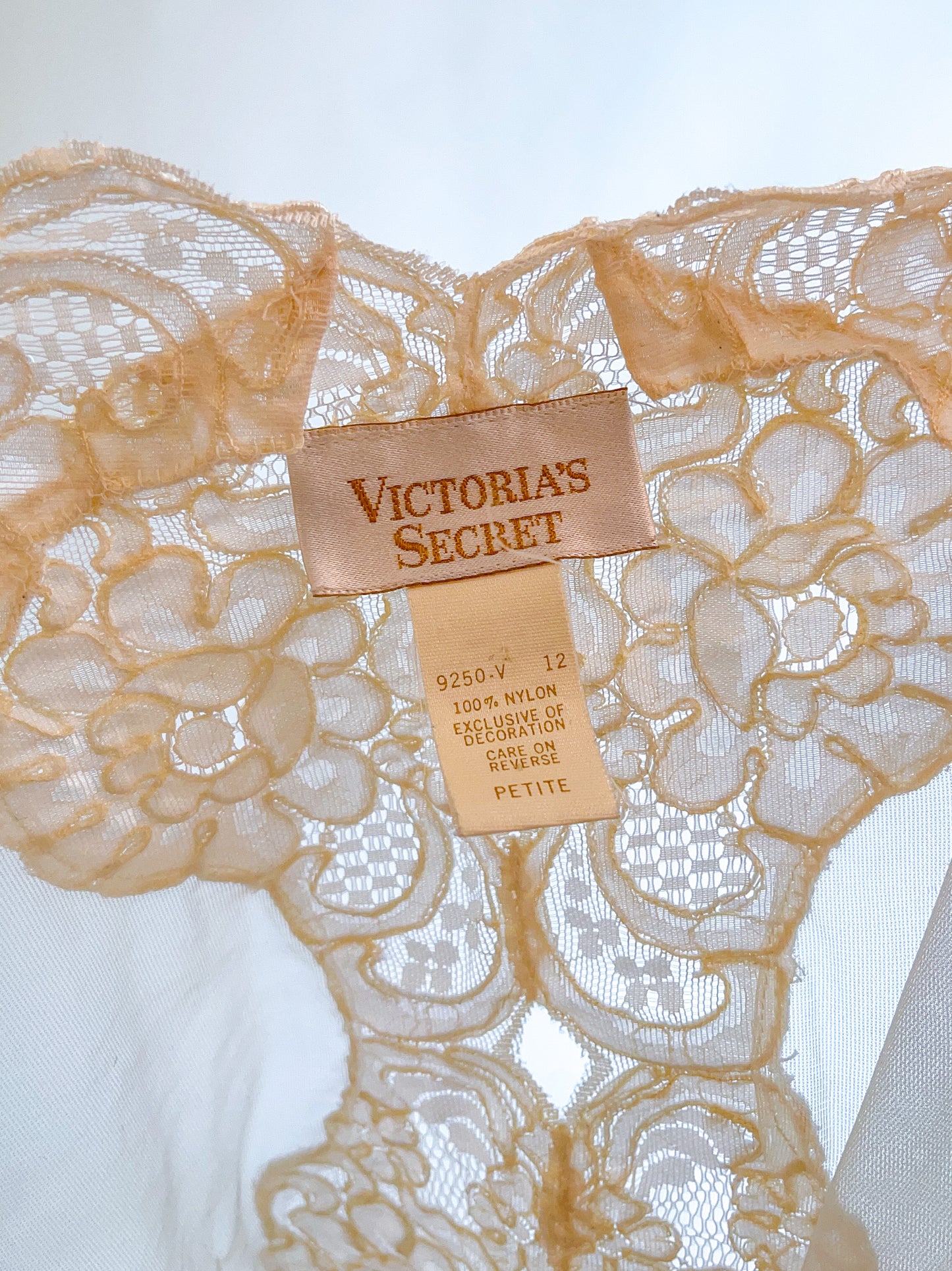 S/M 90s Victoria's Secret Cream Peignoir Set