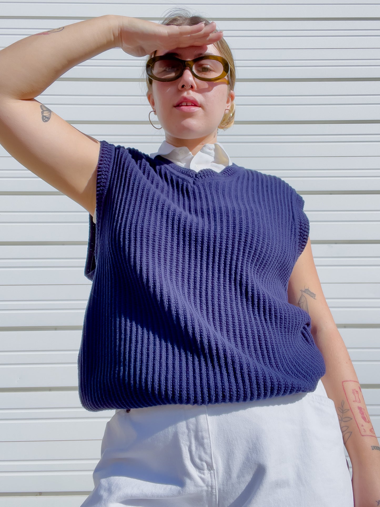 90s Navy Blue Knit Sweater Vest (L/XL)