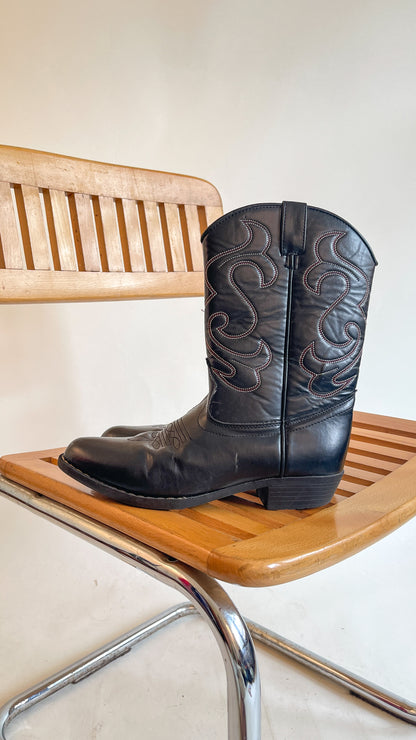 90s Black Cowboy Boots (US W8)