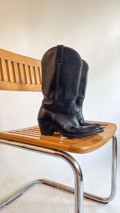 70s Black Heeled Cowboy Boots (US W7-7.5)