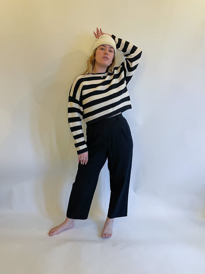 M 80s Cropped Black & White Knit Sweater