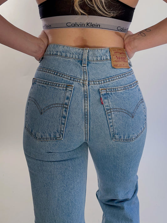 90s Light Wash Levi's 512 Jeans (W29”)