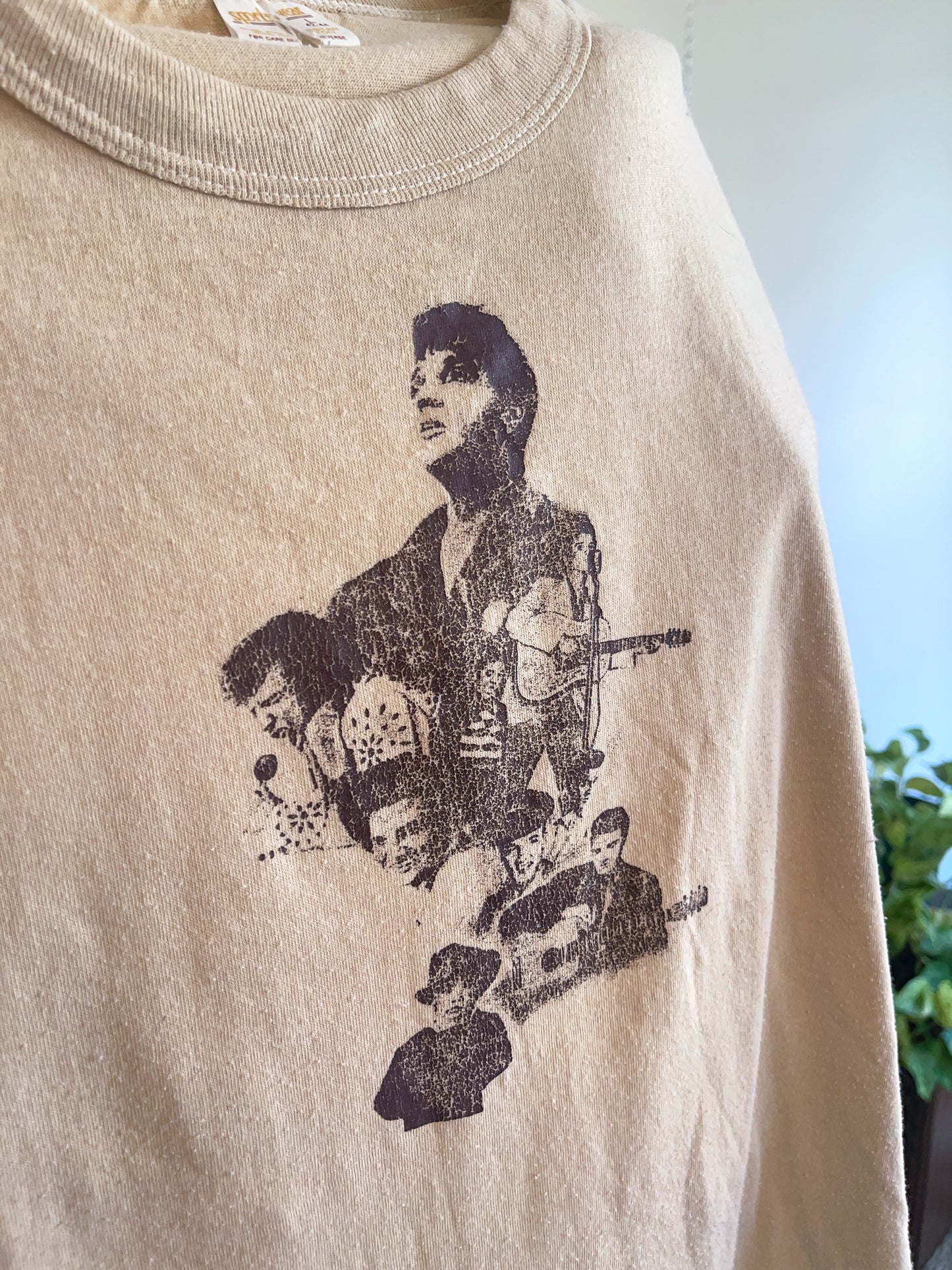 70s Tan Elvis Graphic T-Shirt