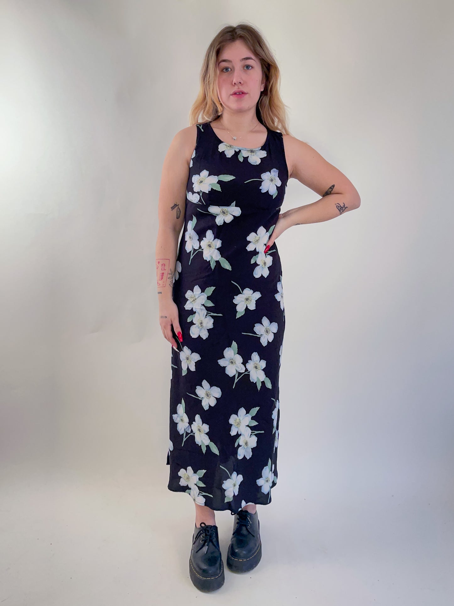 90s Floral Maxi Dress (M)