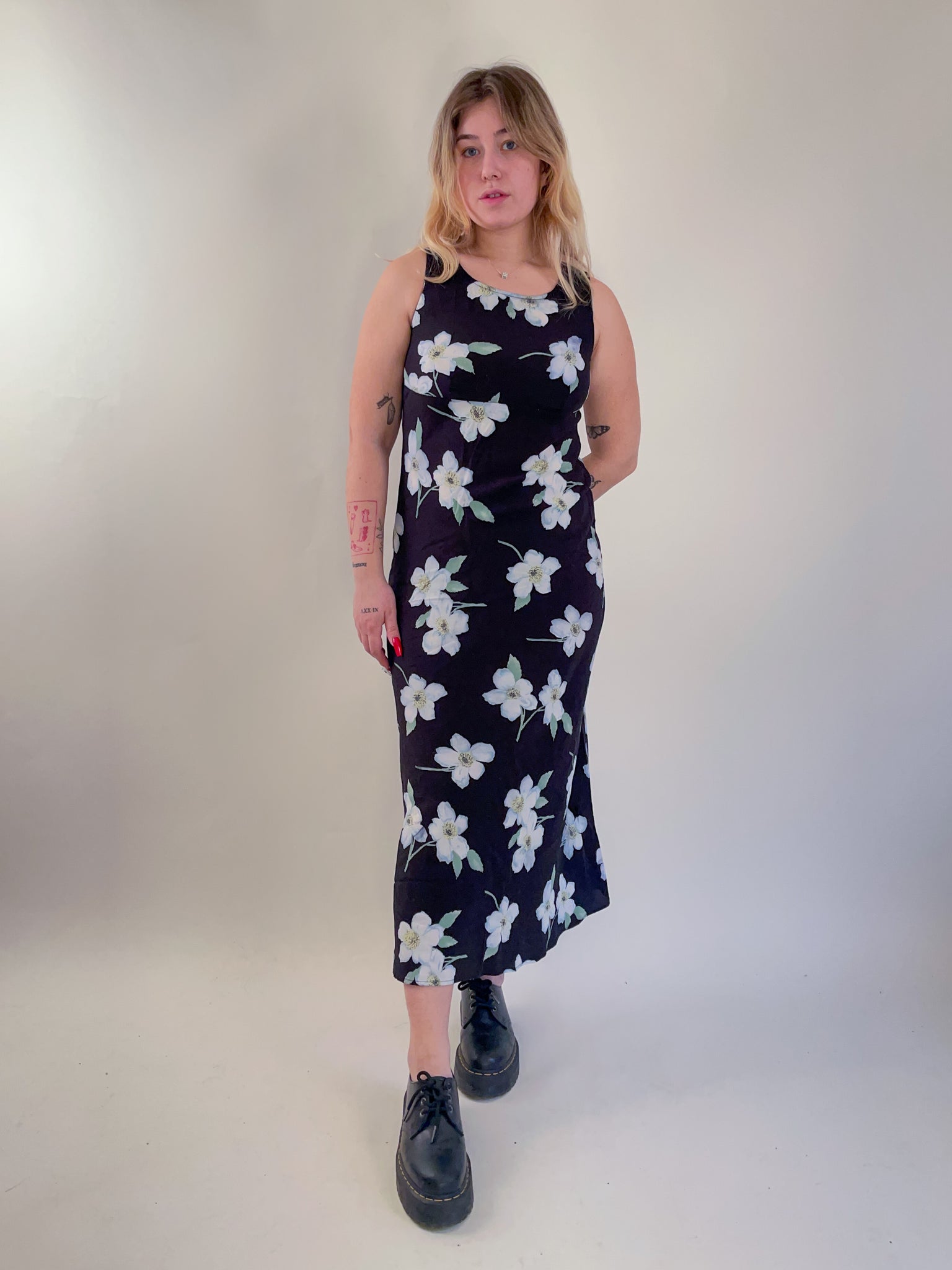 90s Floral Maxi Dress (M)