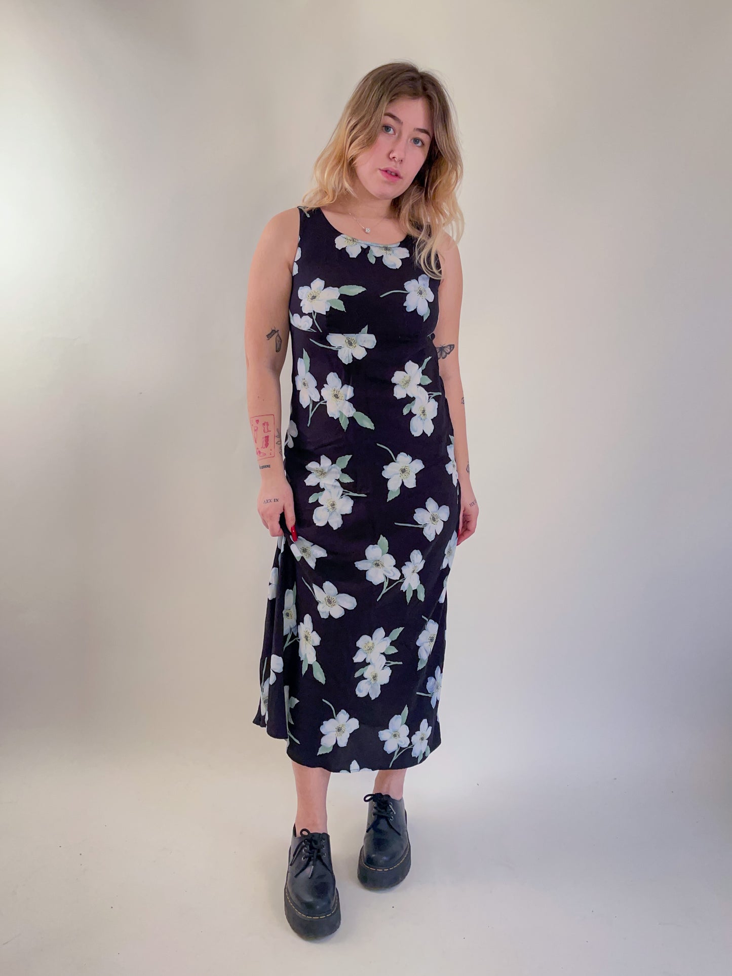 90s Floral Maxi Dress (M)